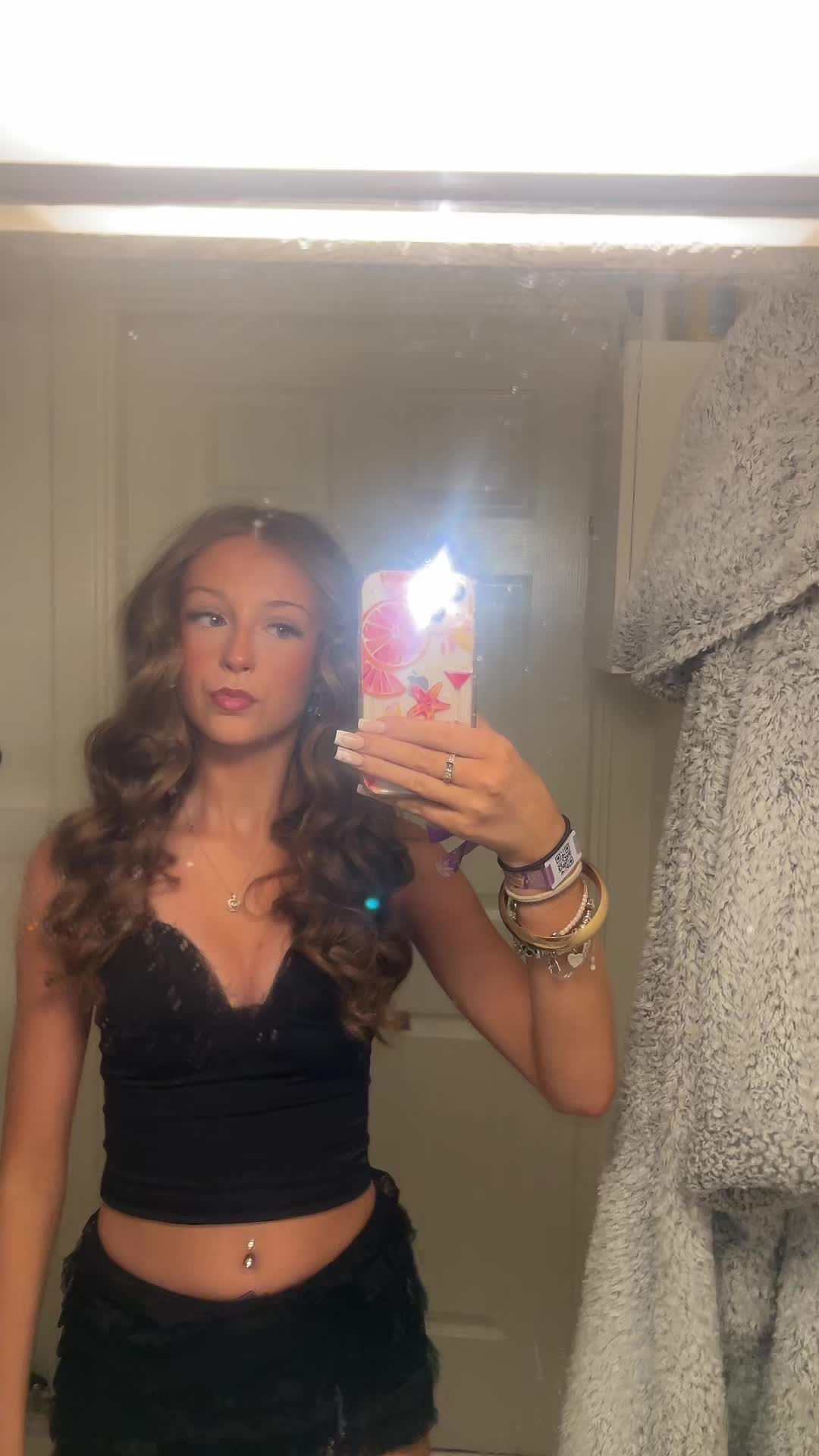 @𝐄𝐕𝐈𝐄𝐒 𝐒𝐏𝐀𝐌