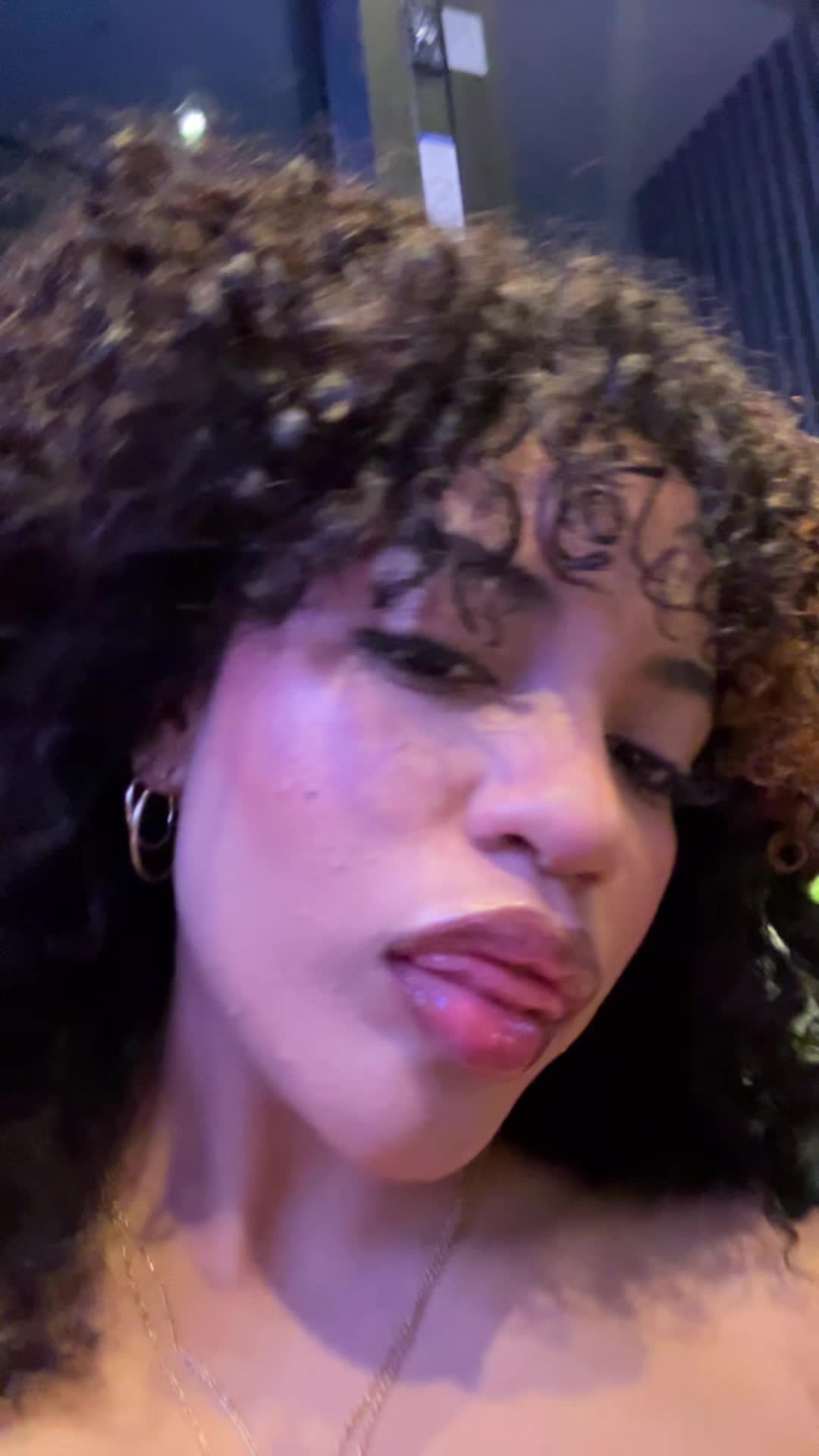 @Reina