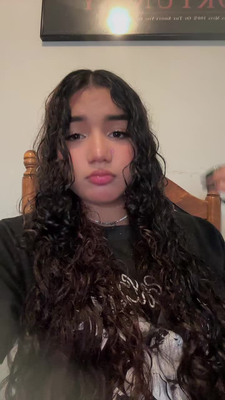 @Valentina📿🇪🇪
