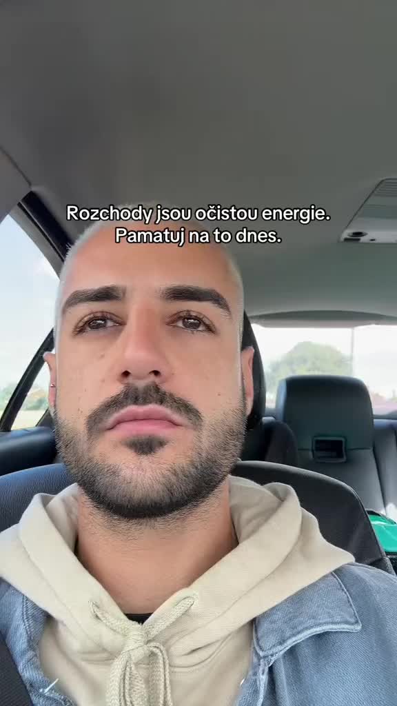 @ꓘB
