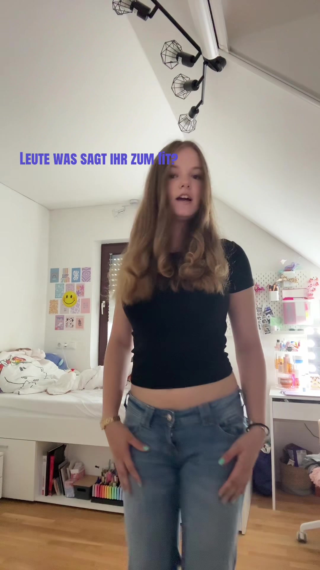 @Jules 𑣲.