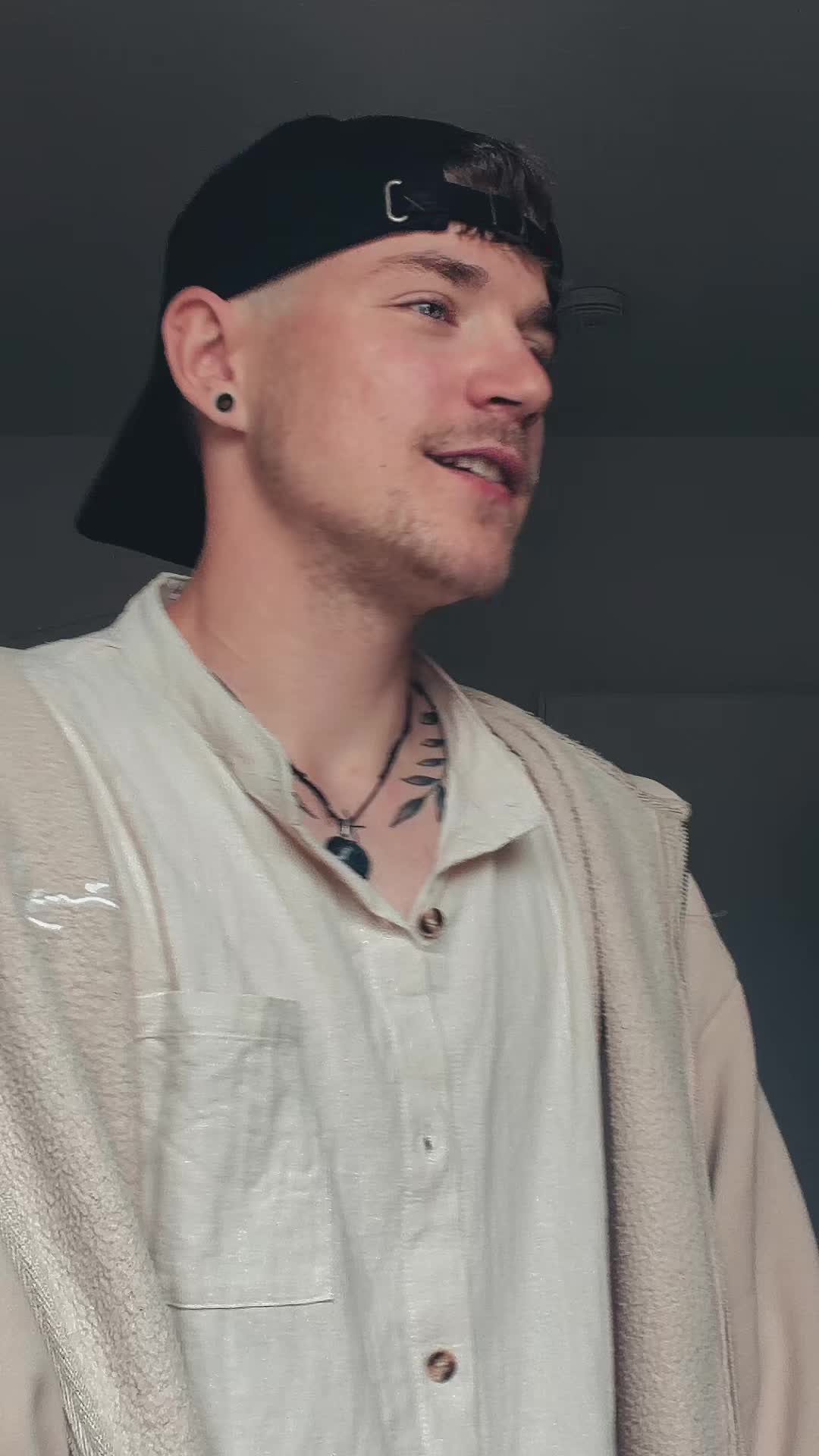@𝐴𝑙𝑒𝑐-𝑀𝑎𝑟𝑐𝑒𝑙 🫧