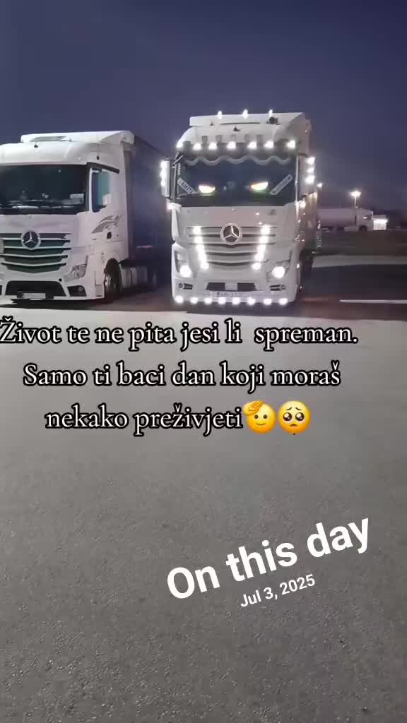 @Šmeker ✌️✌