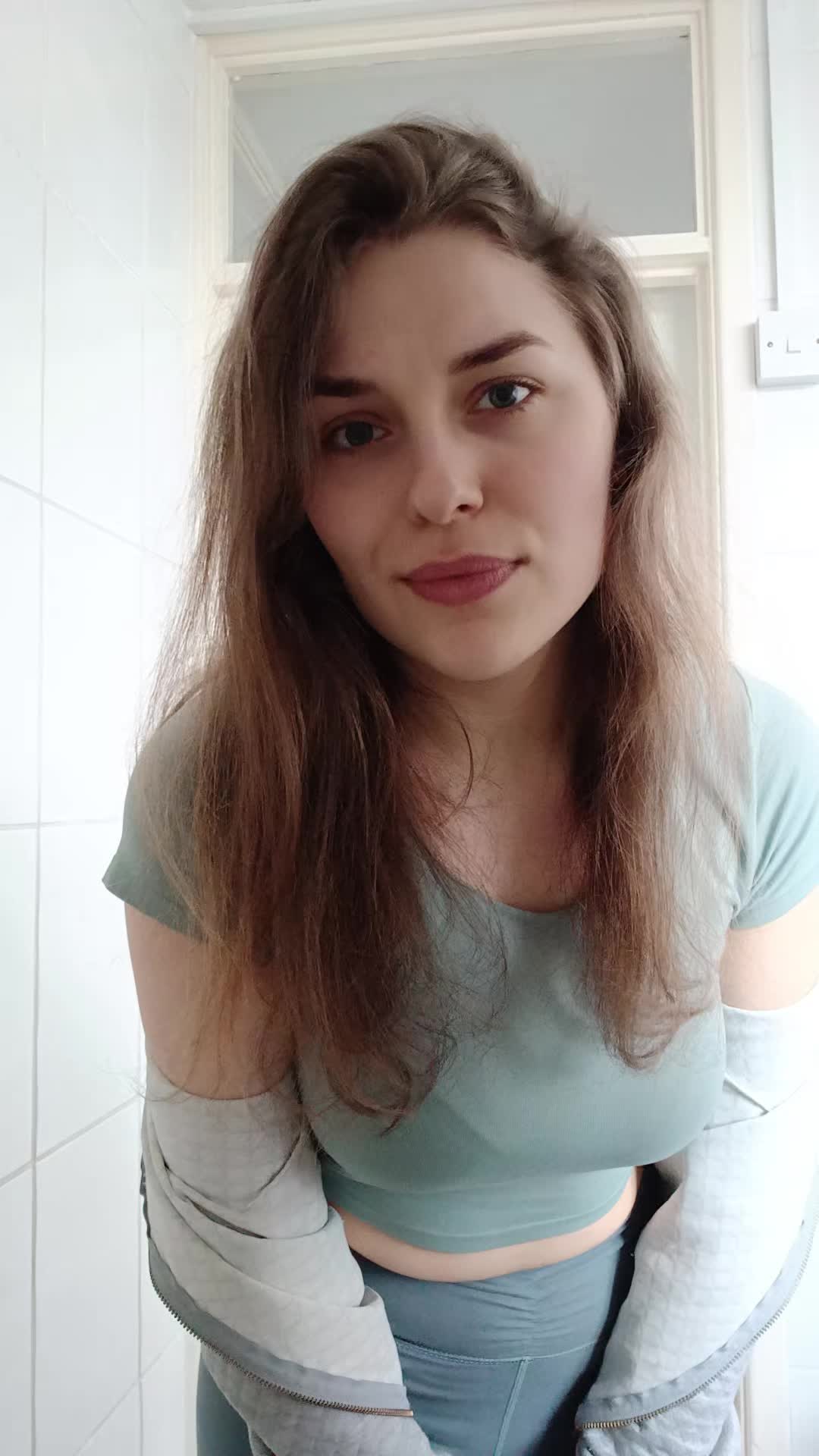 @Blondiii