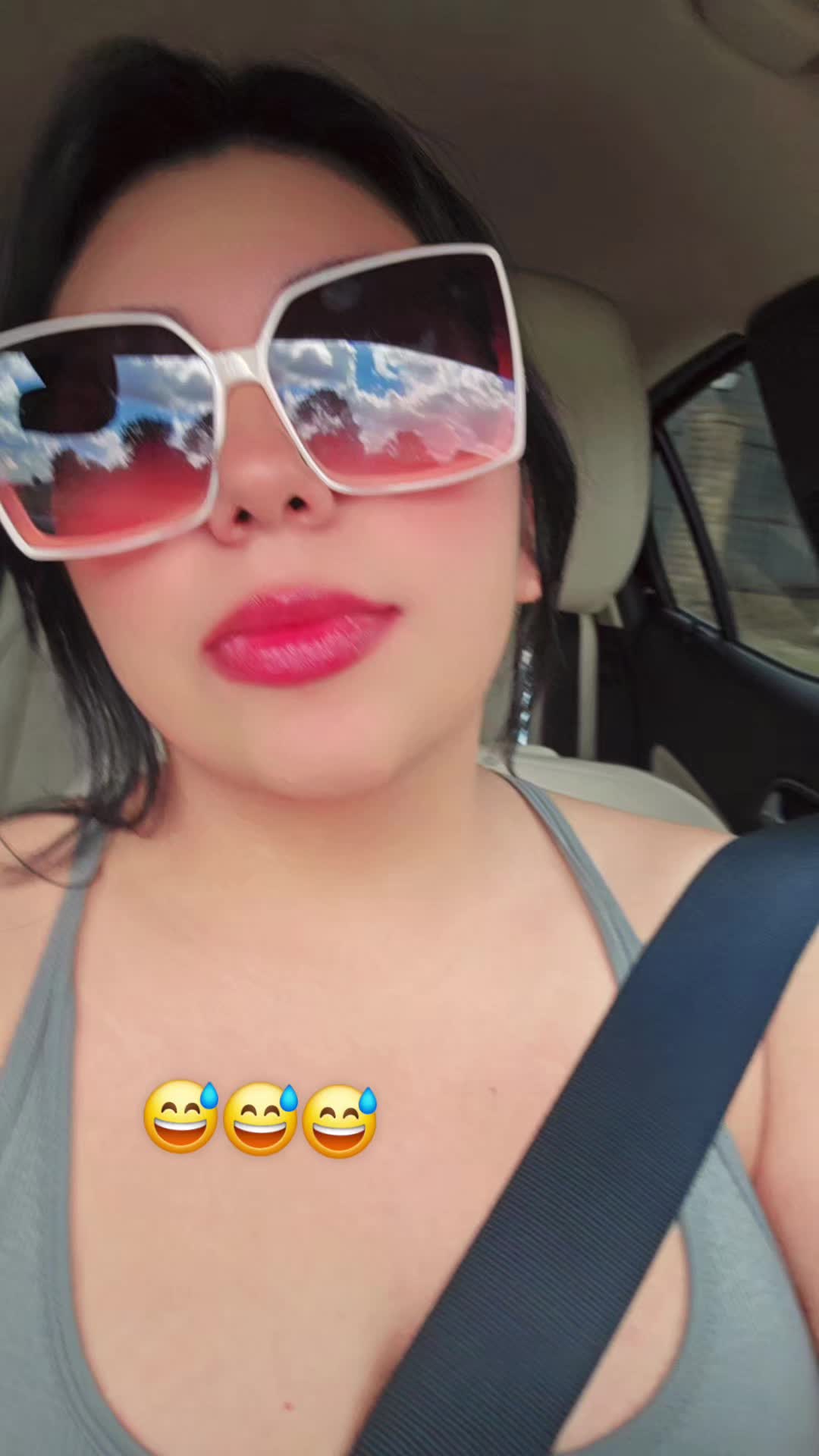 @karol flores