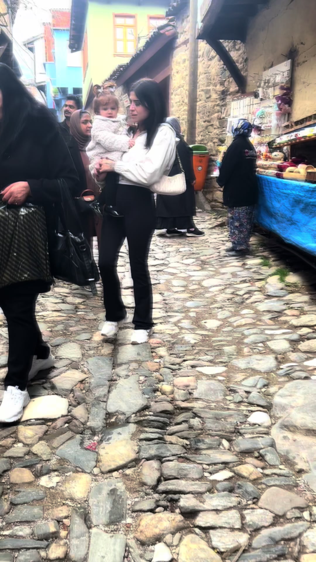 @sarenimoo