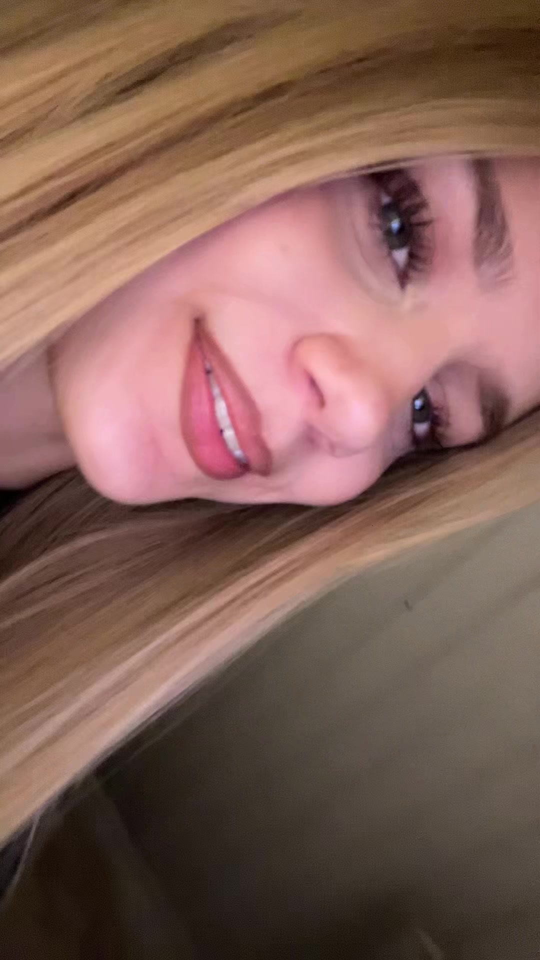 @Эмилия💐