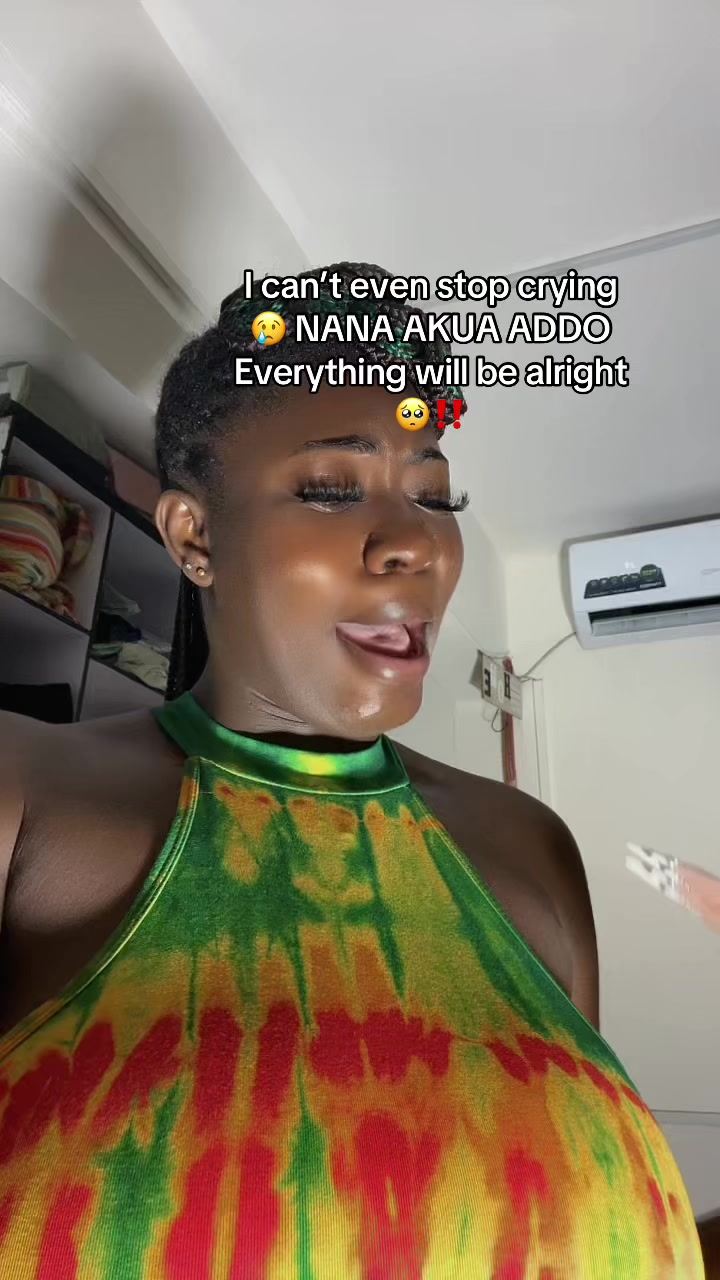 @Akua_Bhornrich💚