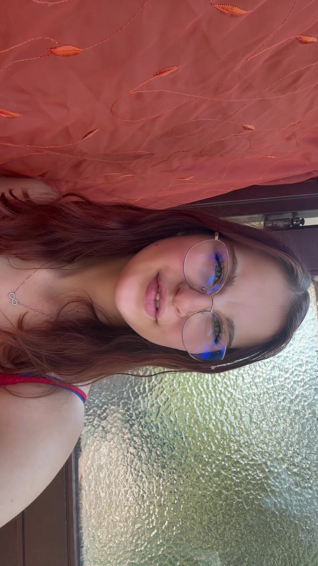 @Lara