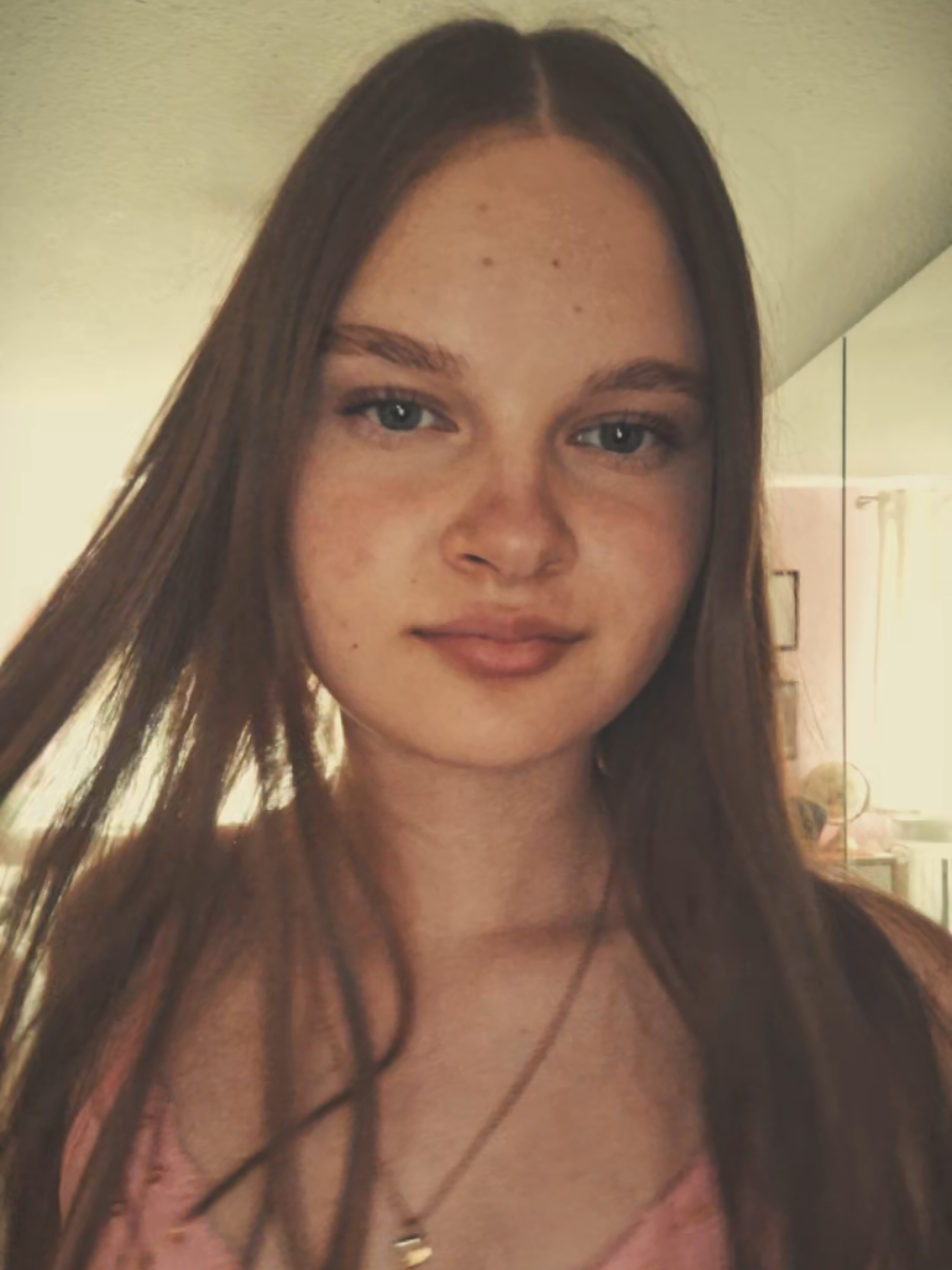 @𝓕𝓮𝓷𝓲⭒