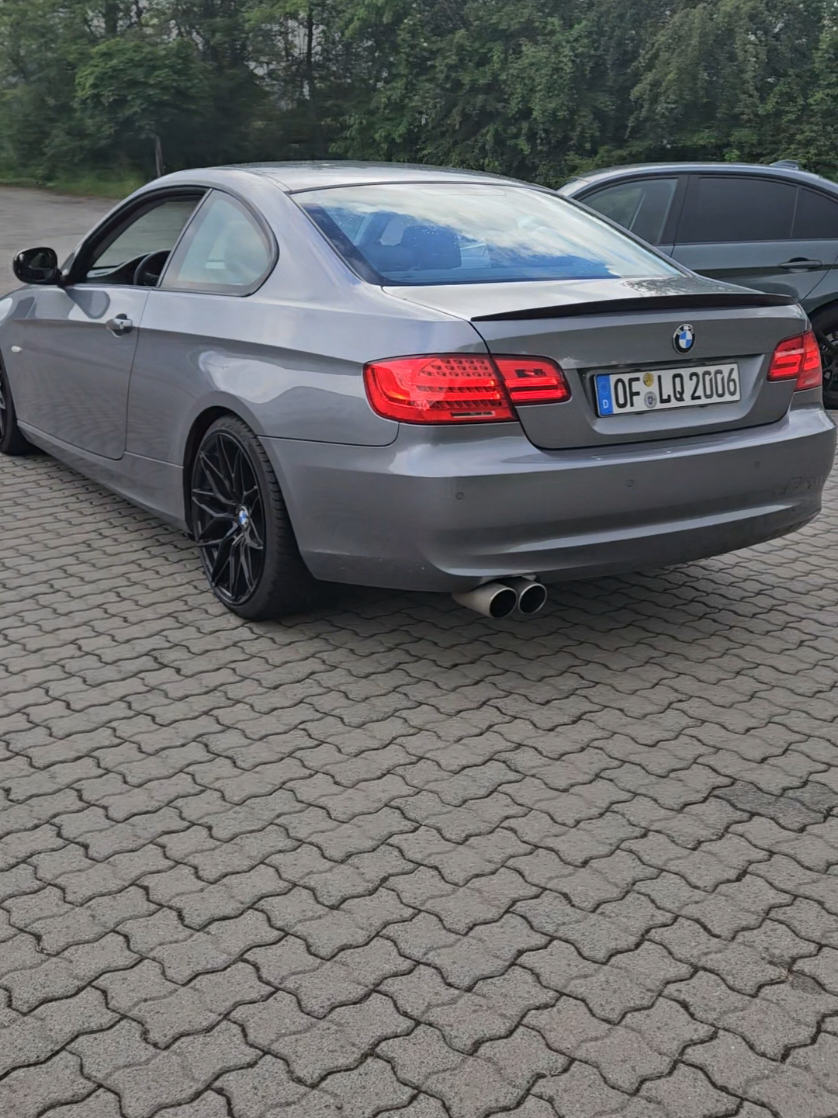 @Léon Quarz | E92 330i