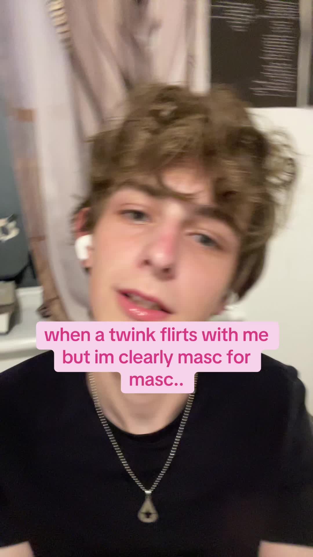 @a_r0se_