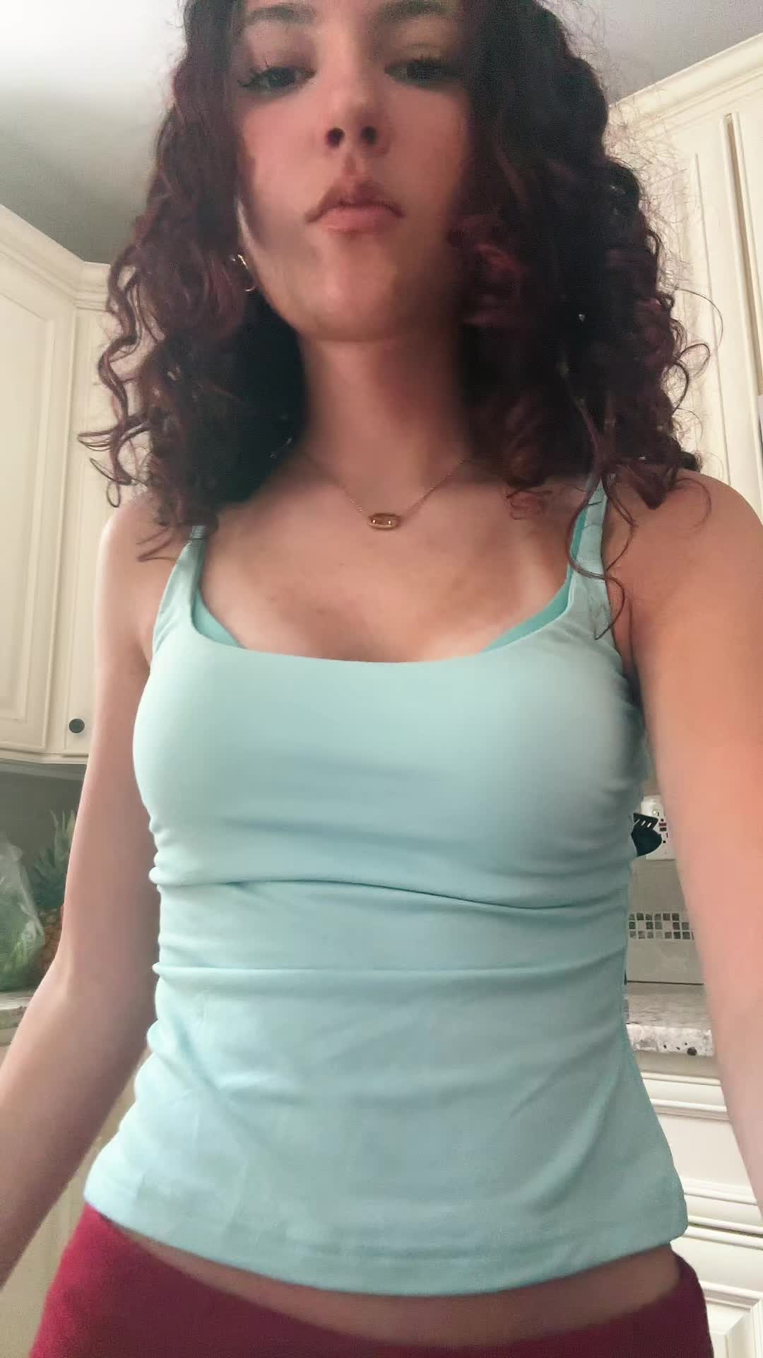 @ava🪽