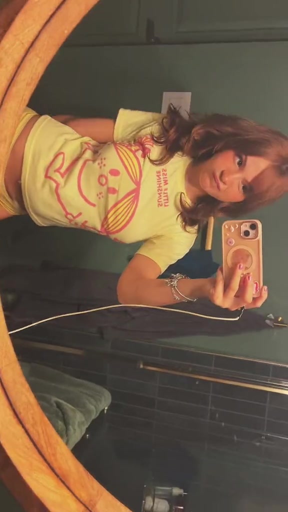 @sugarandkissesosweet