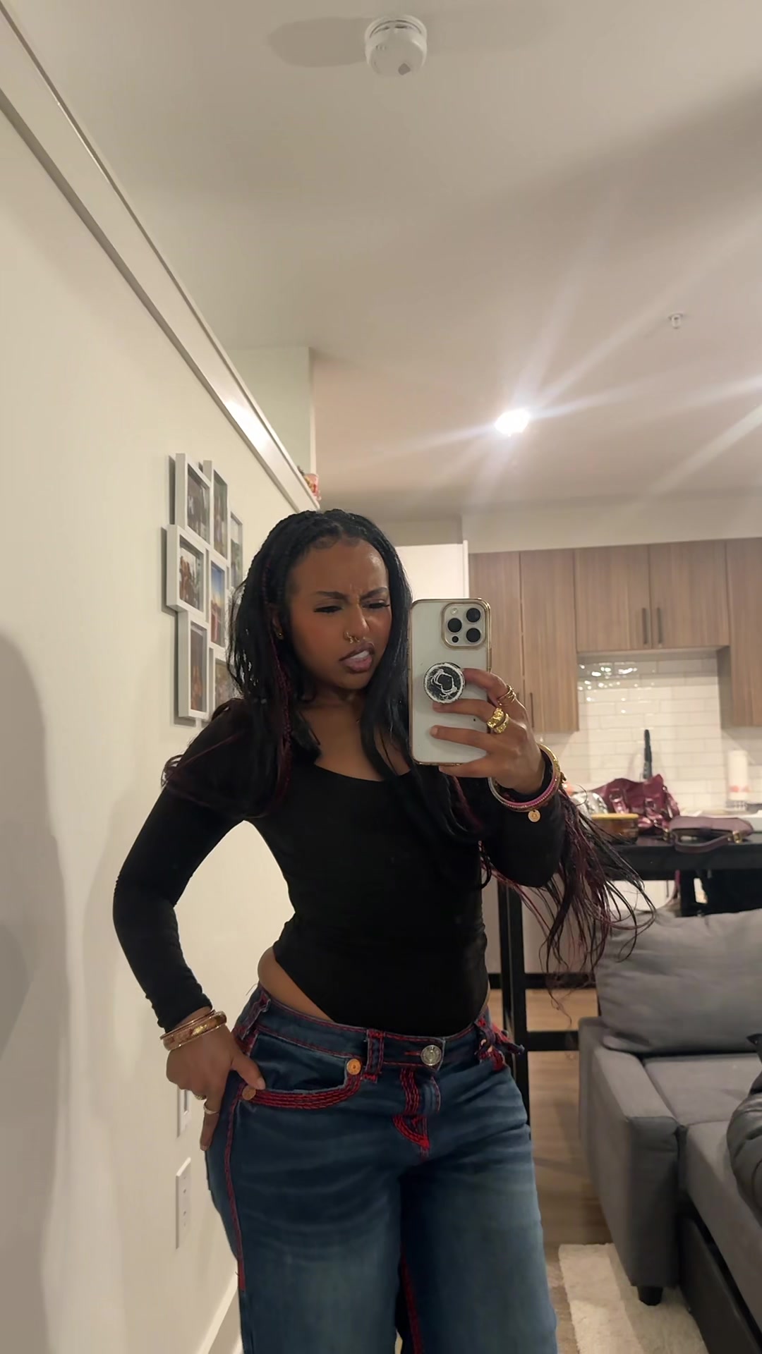 @samruuuu
