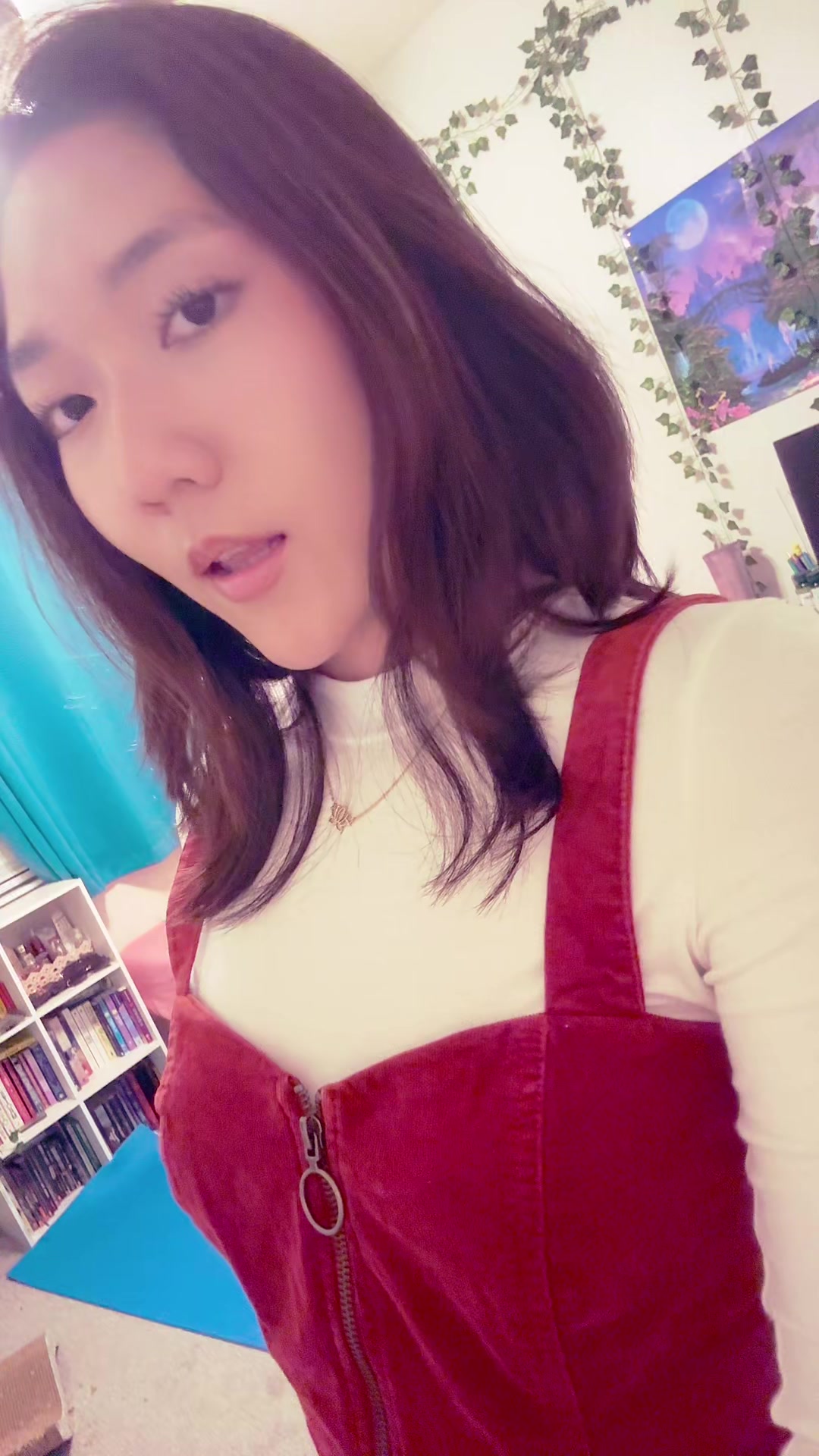@sneakyling