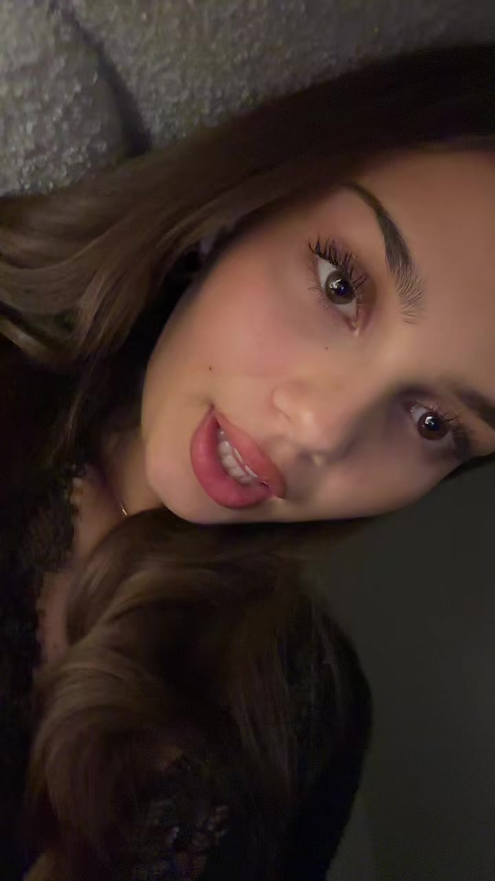 @𝑯