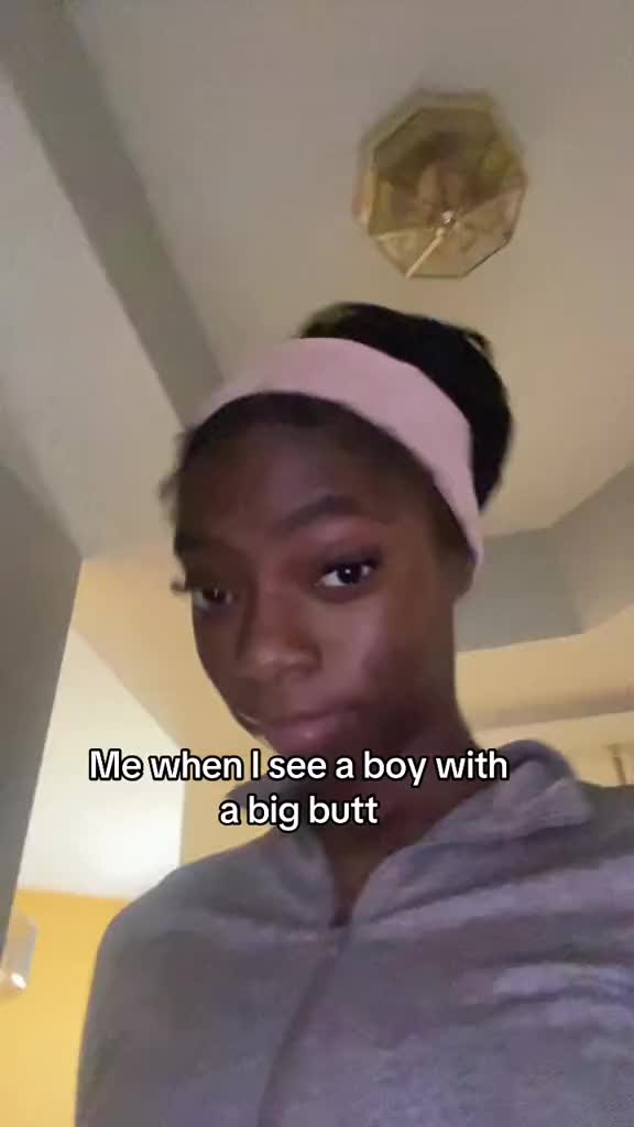 @I love pretty girls 😍.