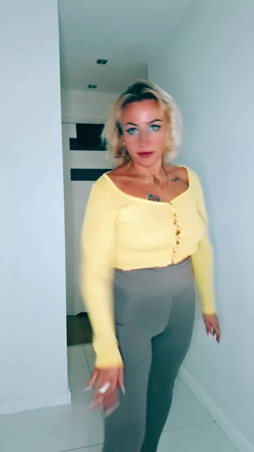 @kroliczekhop*