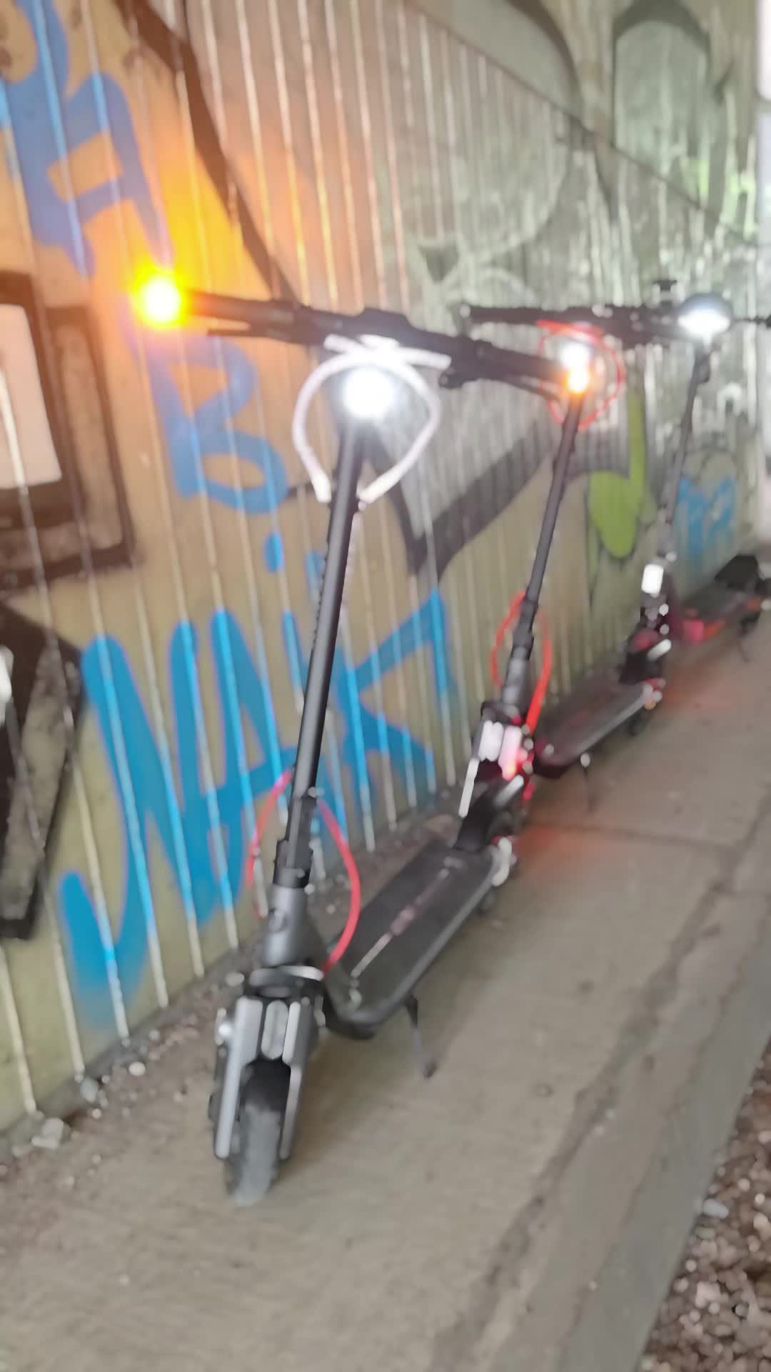 @KK