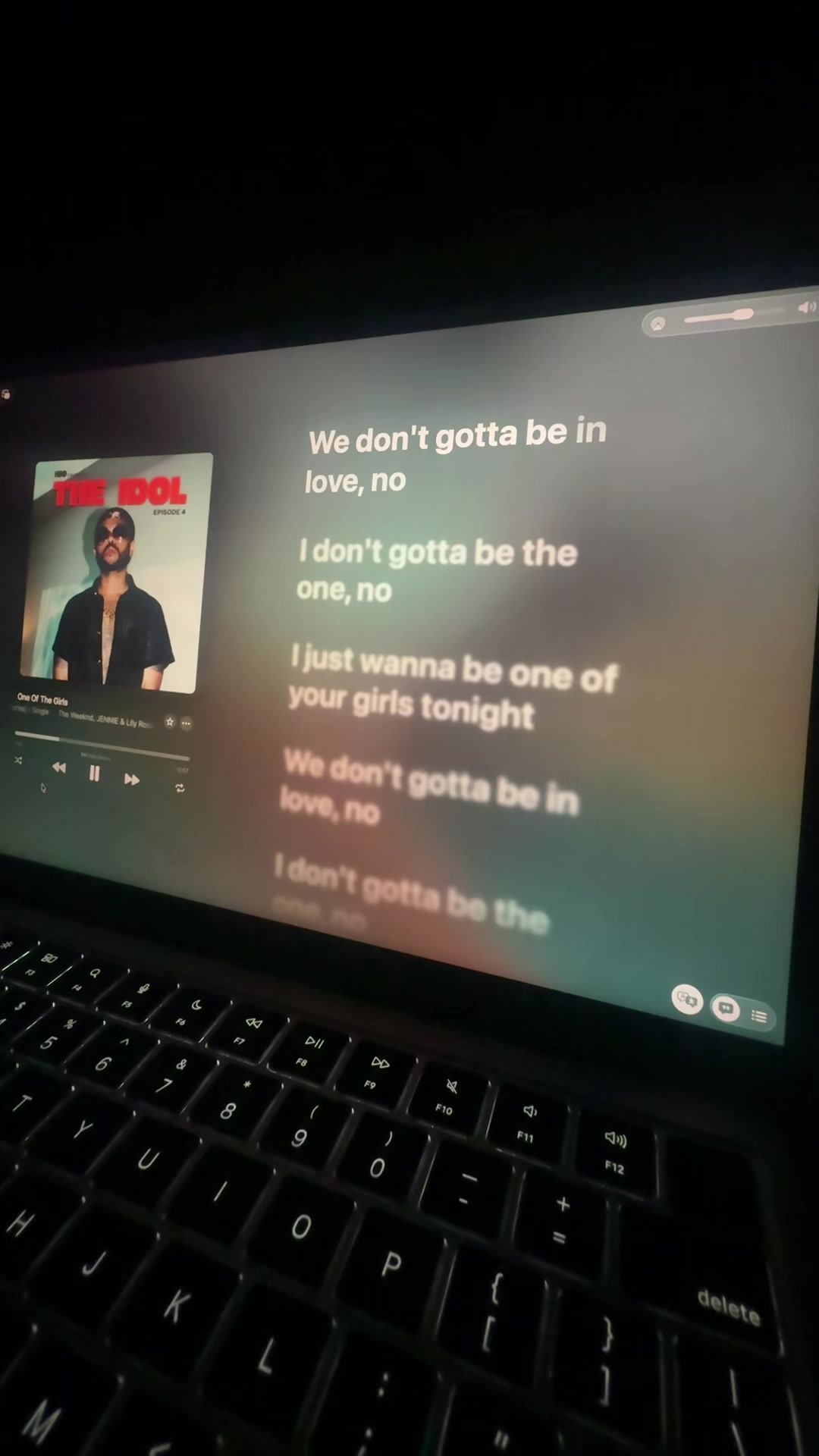 @lyricsprada