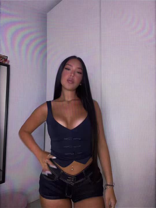 @𝐌