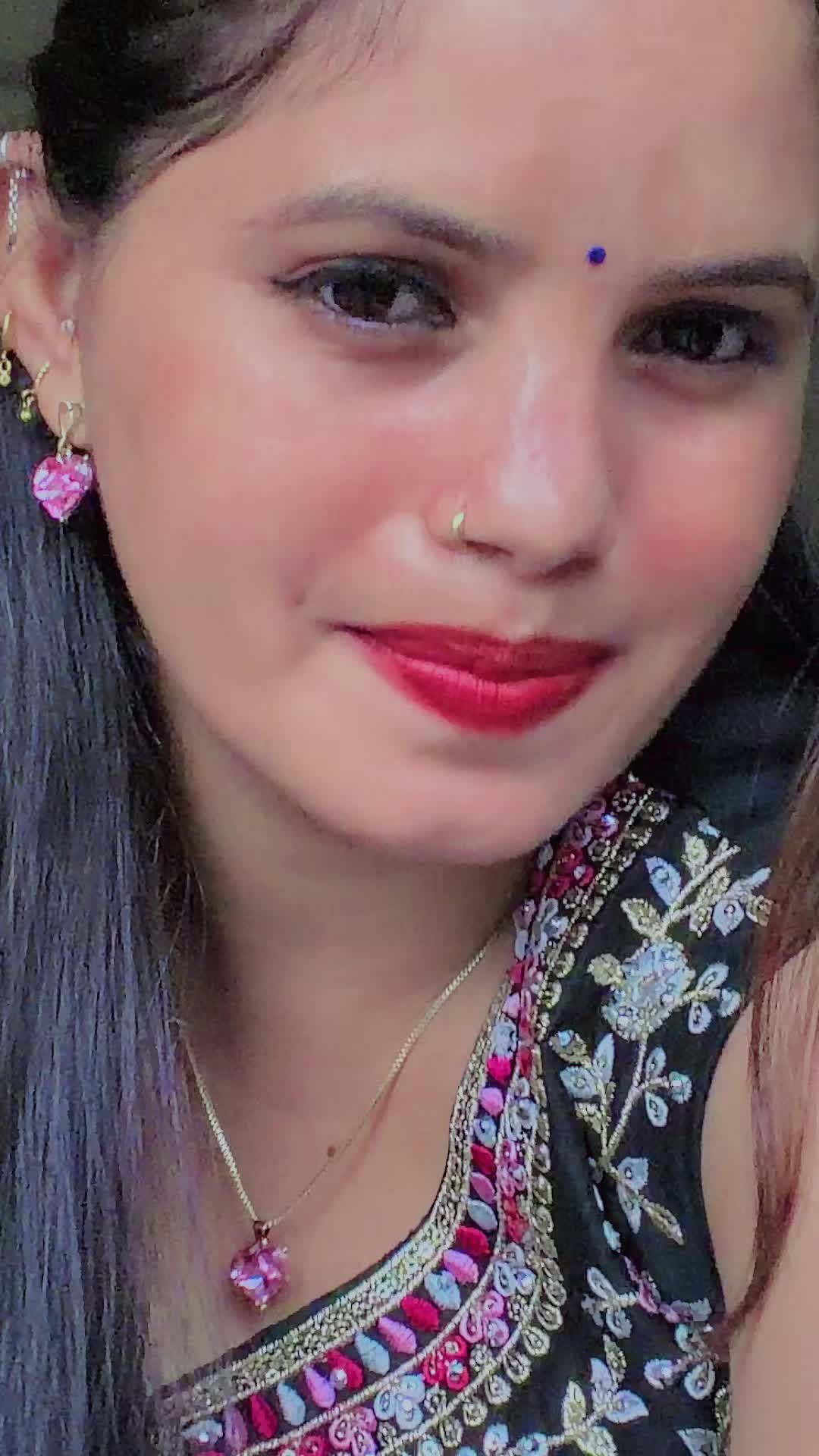 @Niru Queen 👑❣️🥀