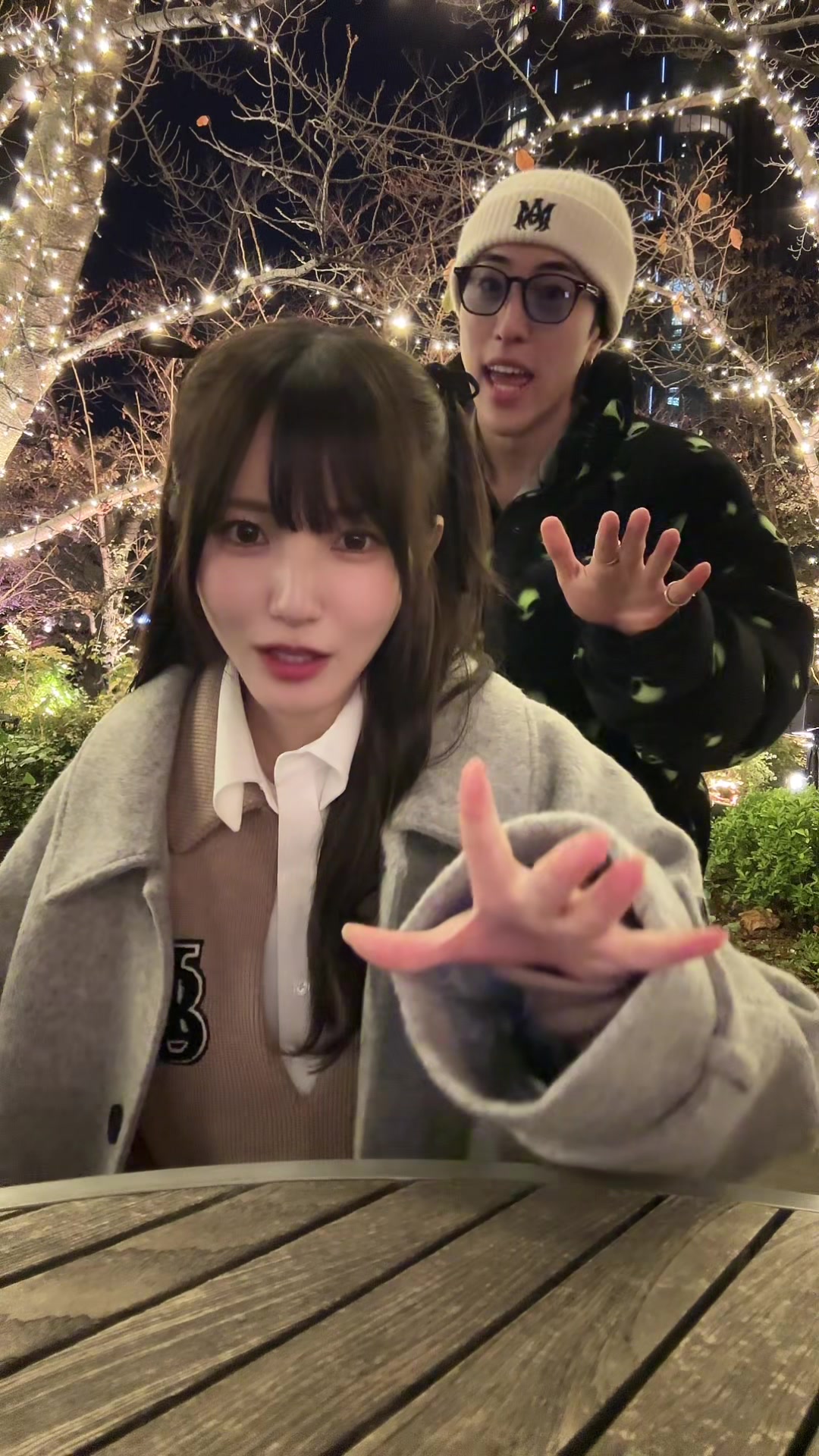 @かす