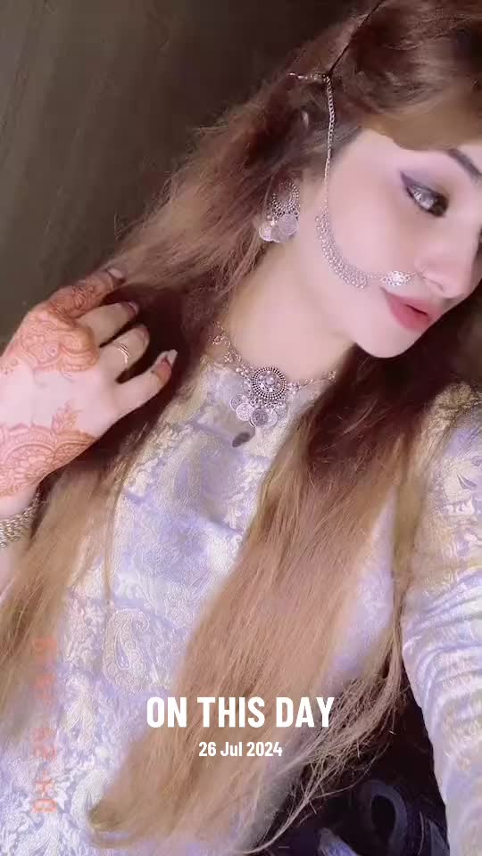 @مانو علی