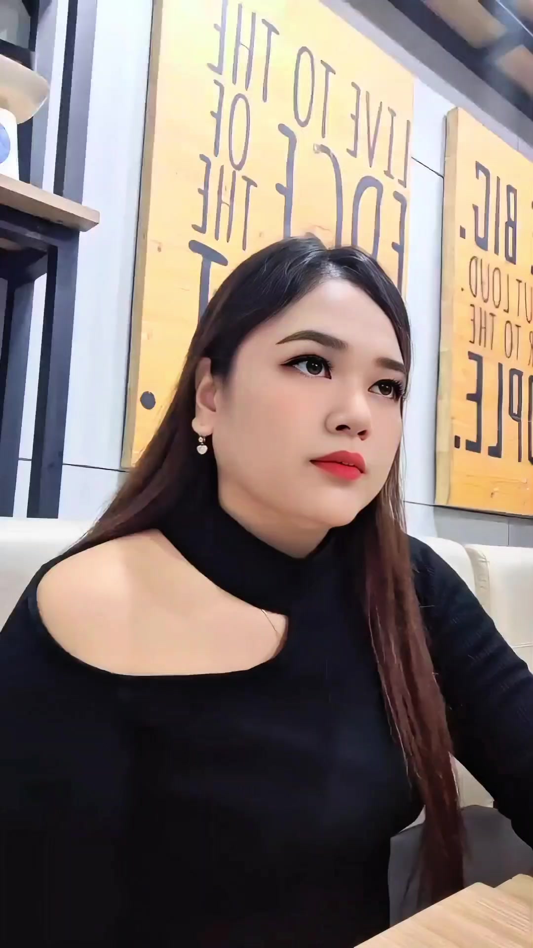 @Sensitive_Girl 🇮🇩🇸🇦