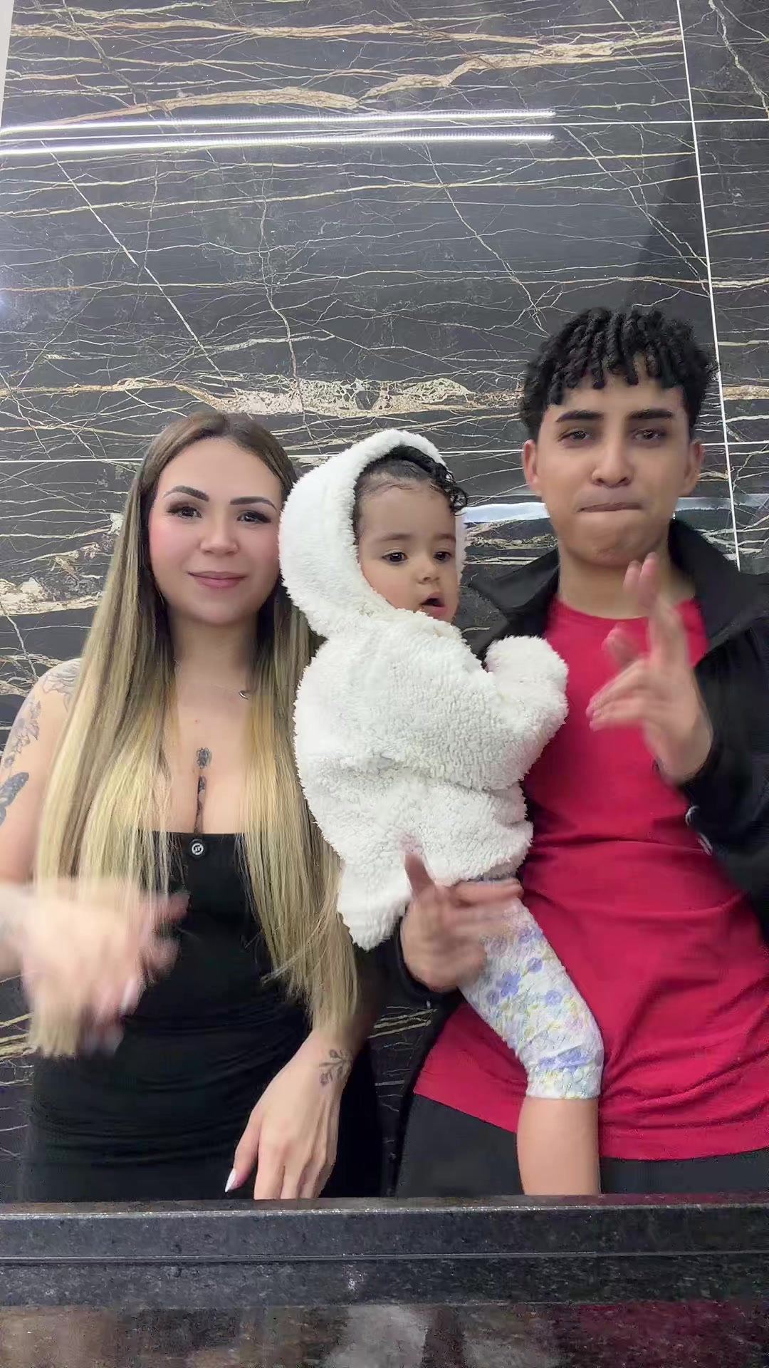 @Bella
