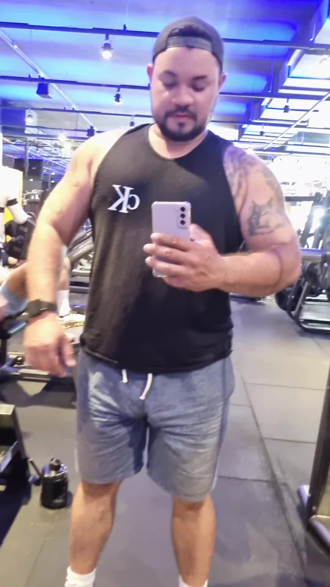 @Tio_black