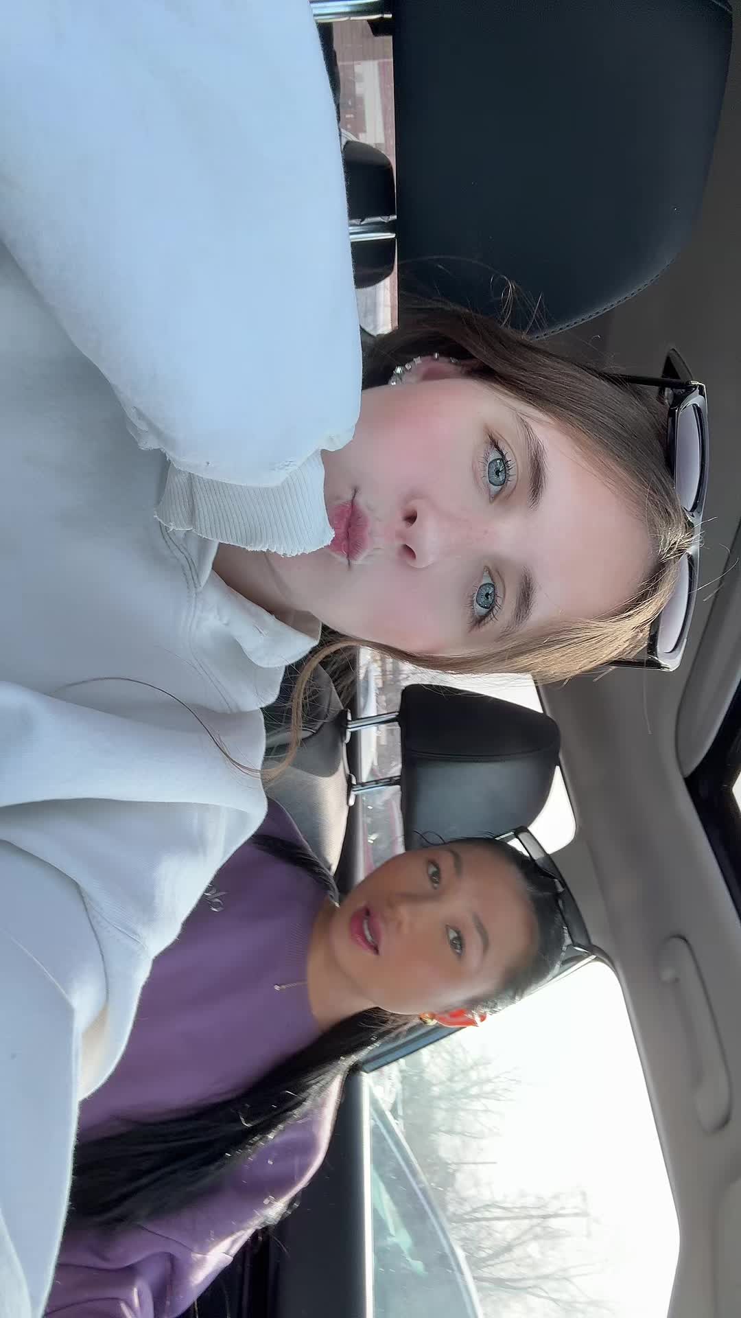 @Lily