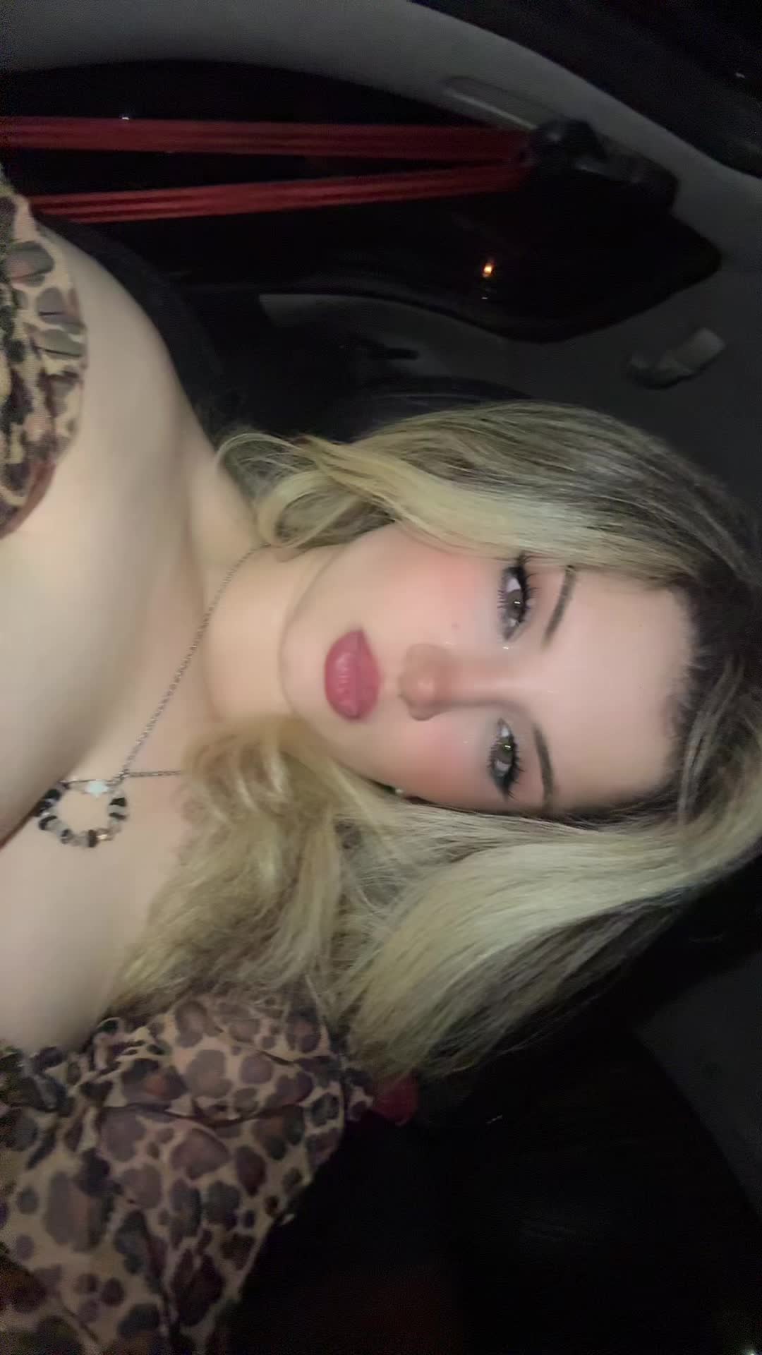@Anahitaque