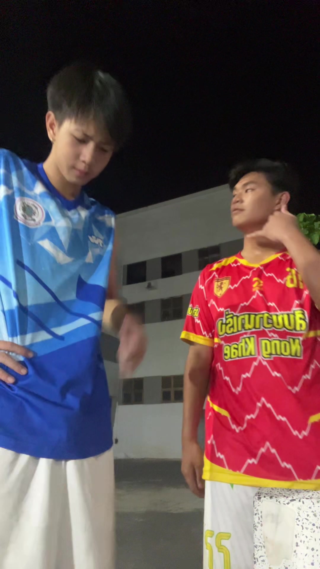 @ขุนแผนแดนเหลืองฟ้า