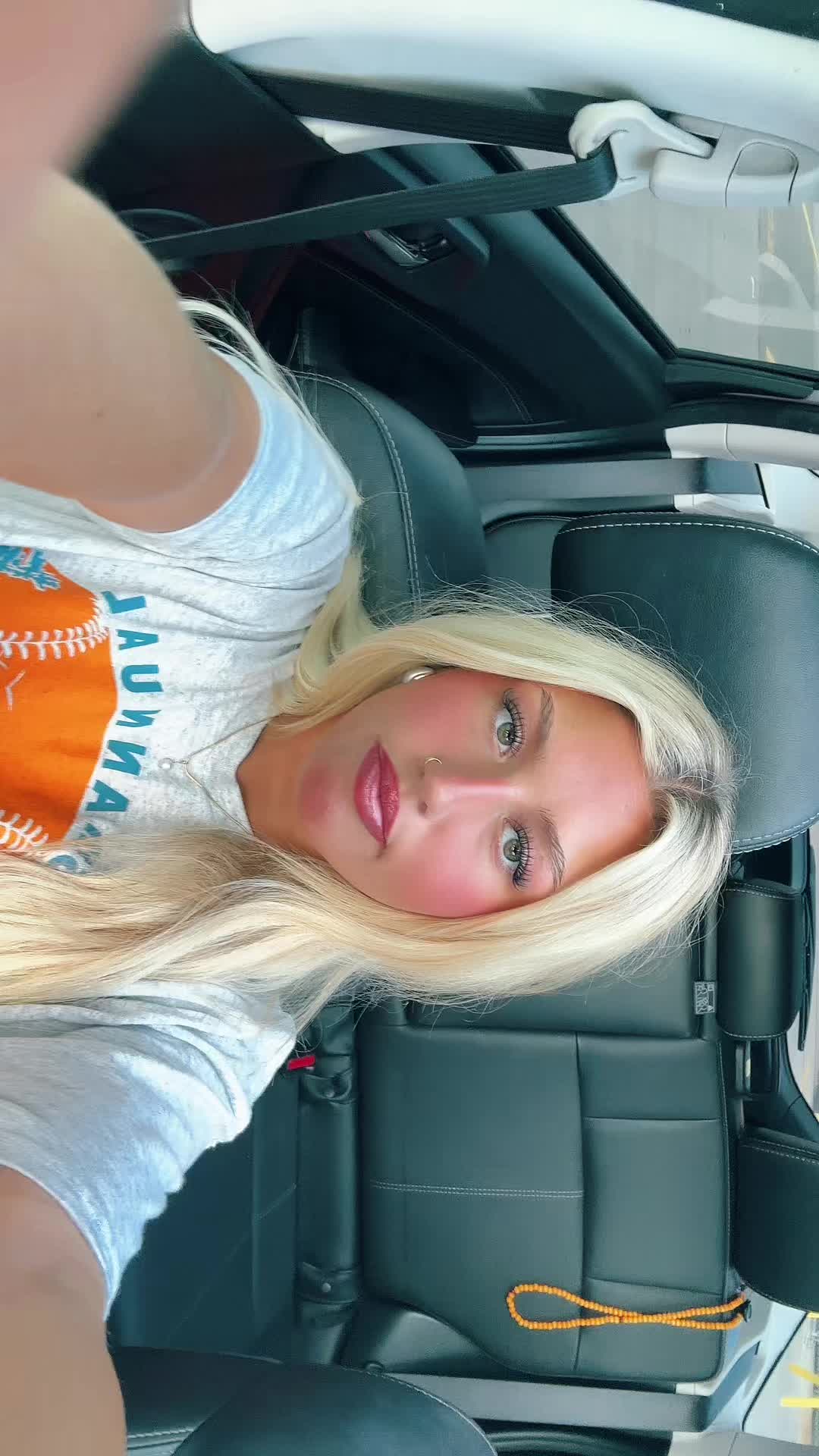 @Ri