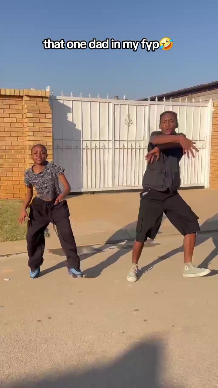 @Fefe Masigo🇿🇦