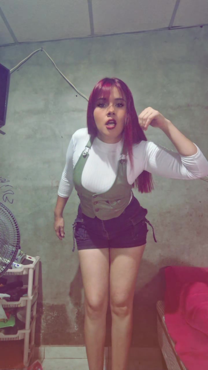 @Melani alvarado 🍒🎀
