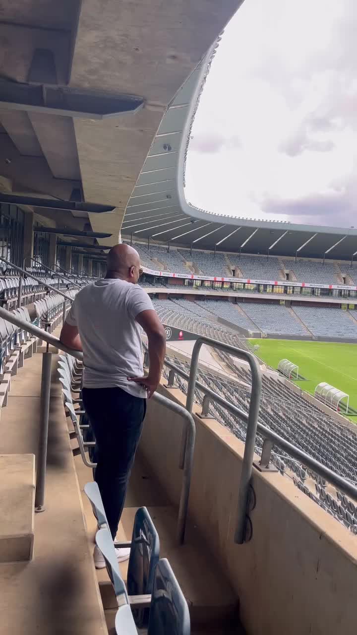 @Lebo Gunguluza