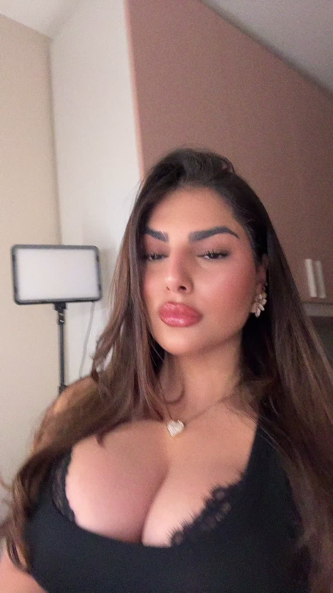 @𝑲𝑲𝑲⭑