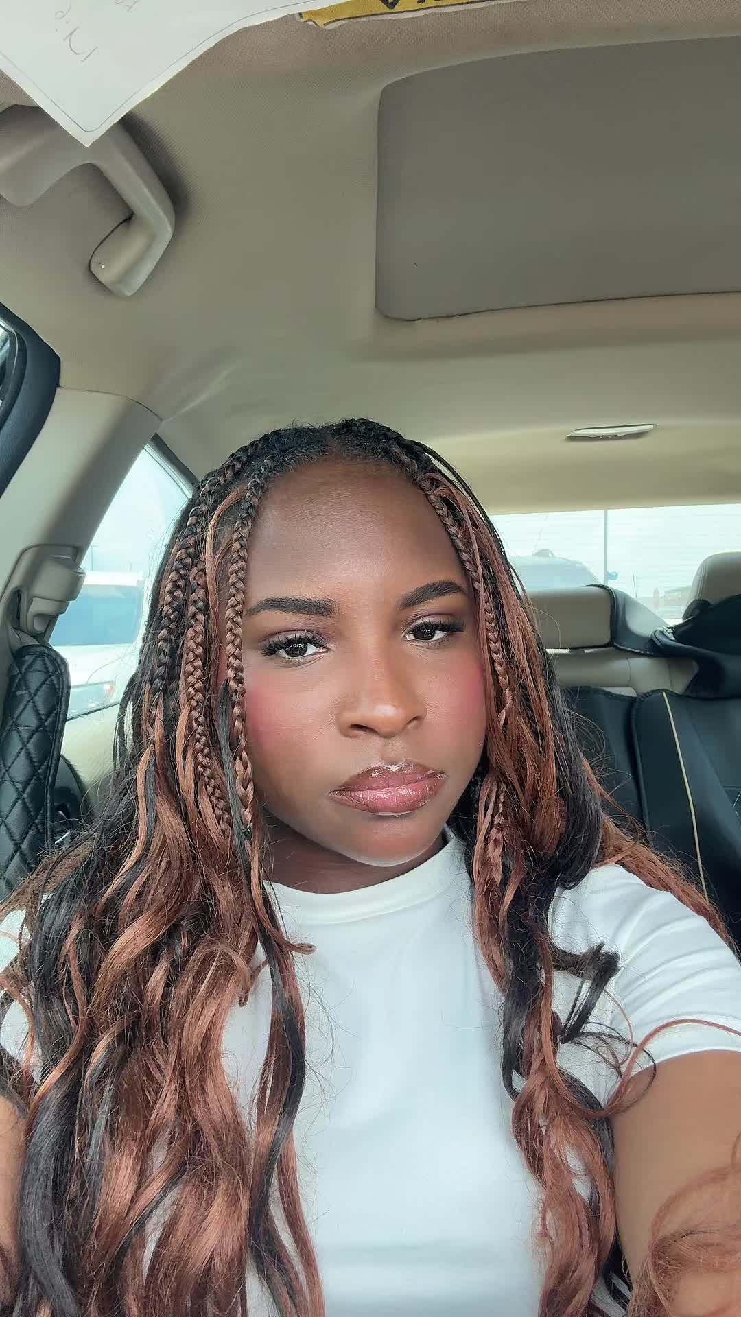 @itsqueenamaya