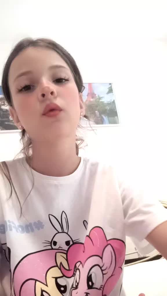 @Творча Аня