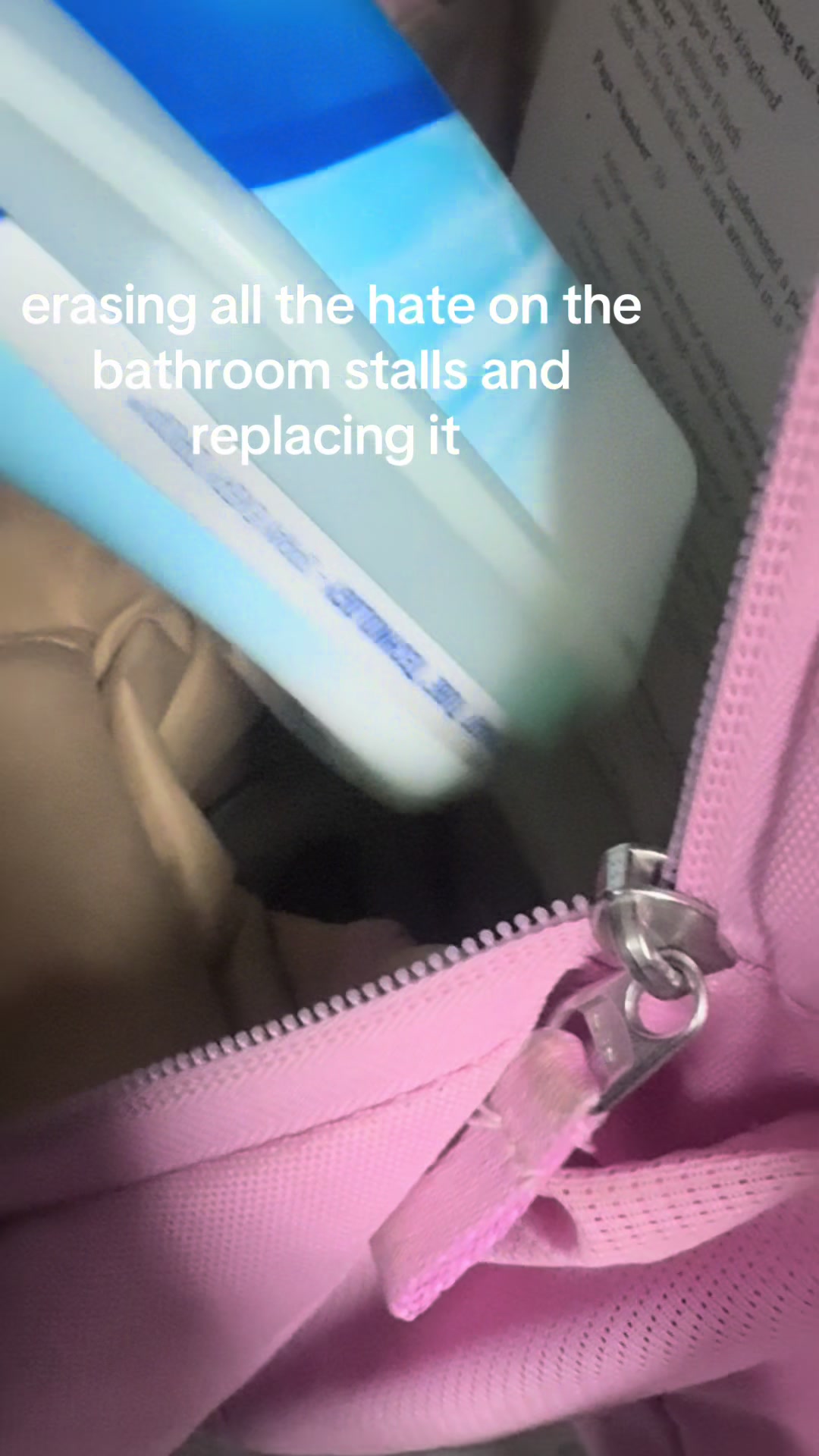 @Ella 𖣂