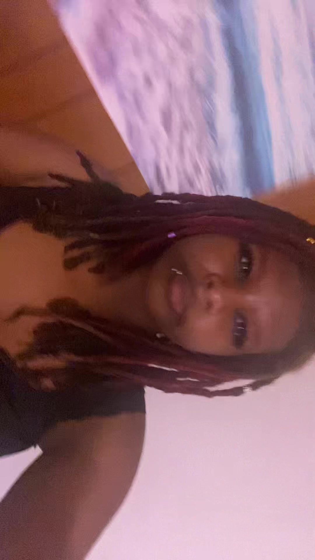 @🤫