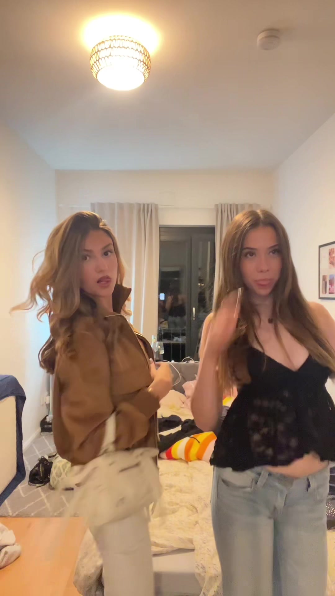 @Pauline&Lona
