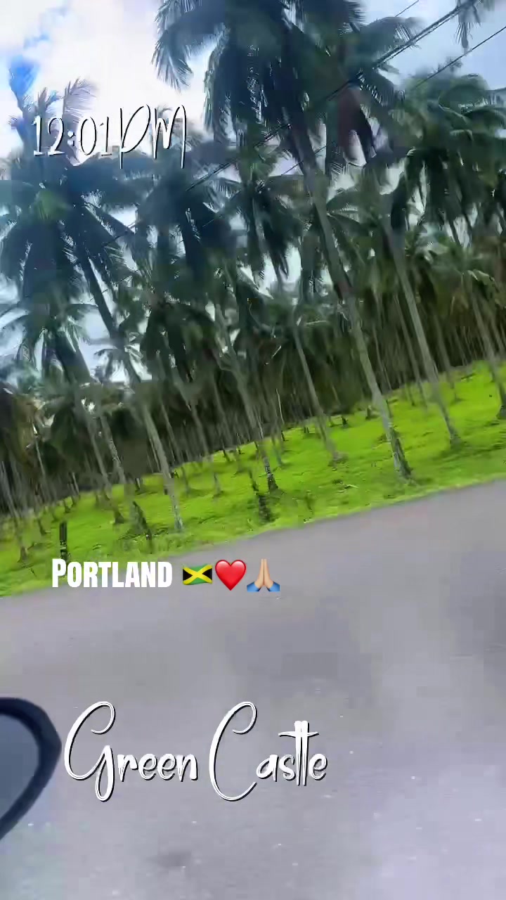 @Soft Eyes 😉🇯🇲🇺🇸