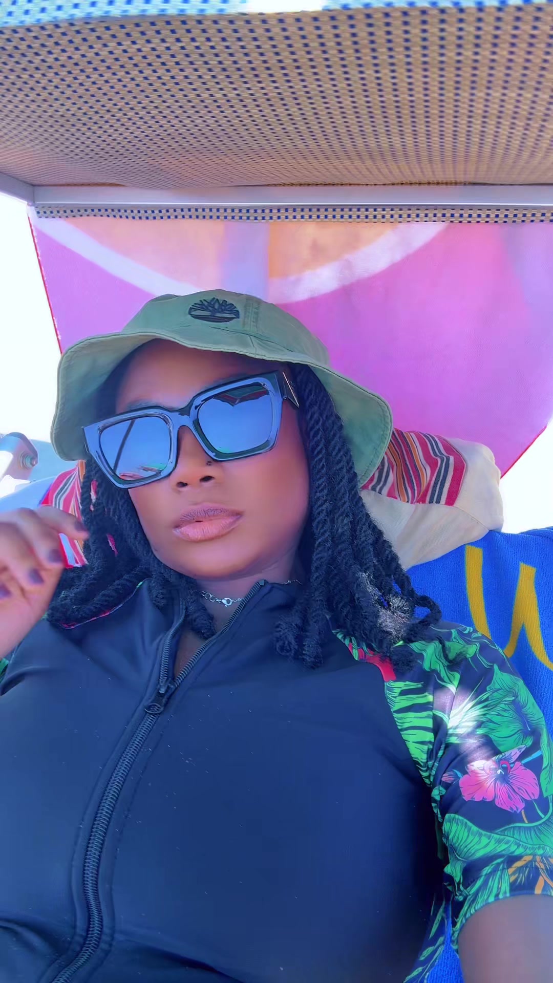 @Queenattitude80🏳️&zwj;🌈