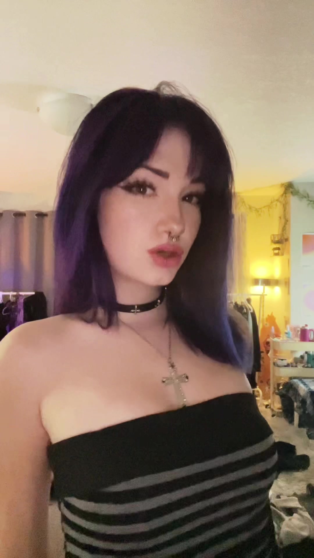 @adi 🧟♀️