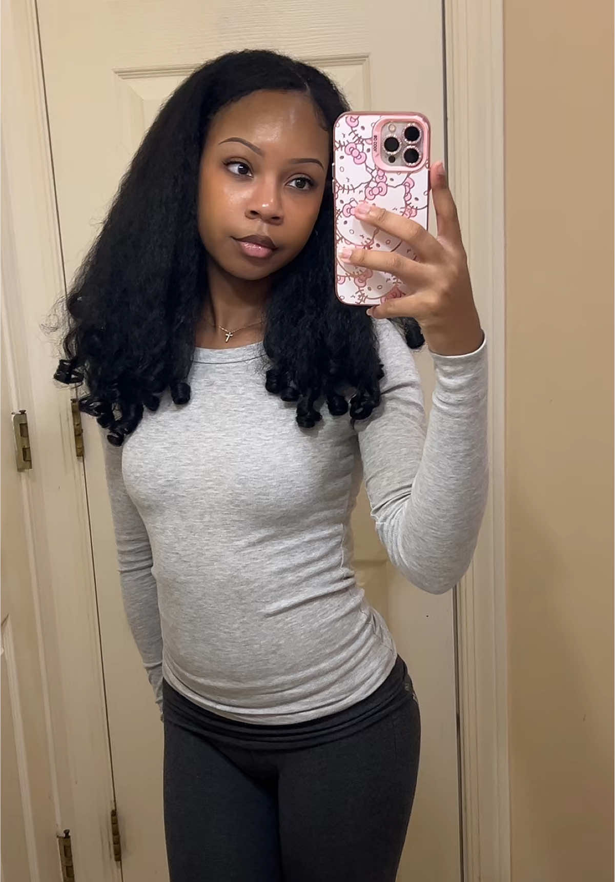 @𝑍𝑎𝑟𝑖 🎀