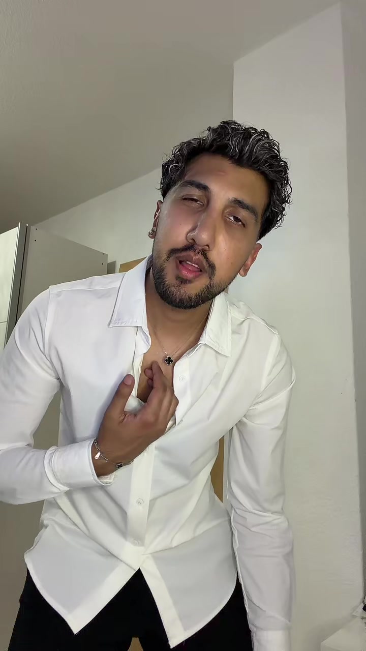 @𝐸mir Öz